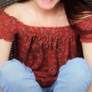 Floral Off - The shoulder top